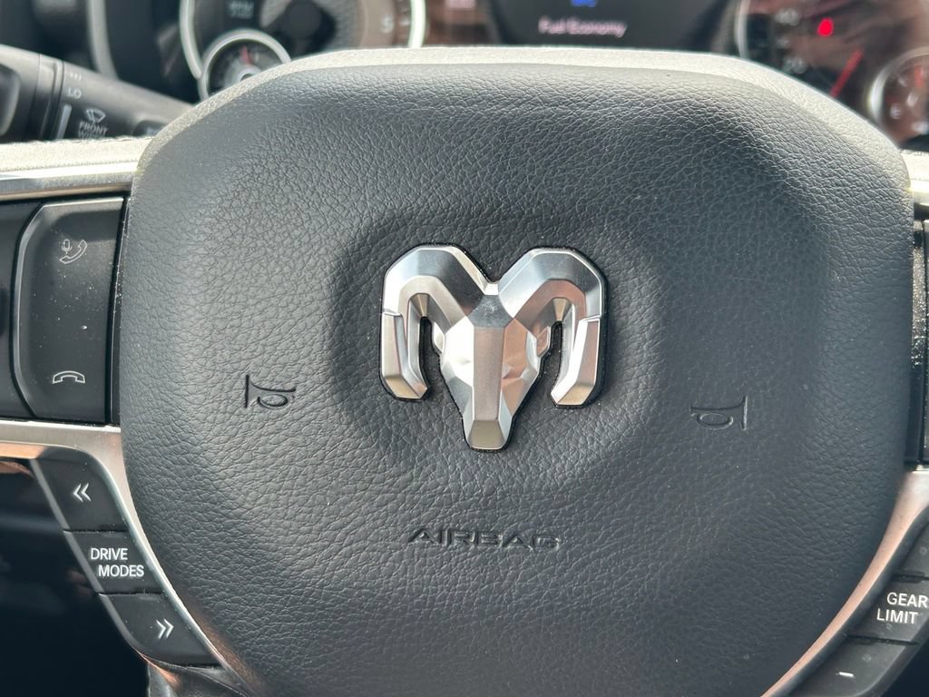 Used 2025 RAM 1500 Big Horn AWD/4WD image 37