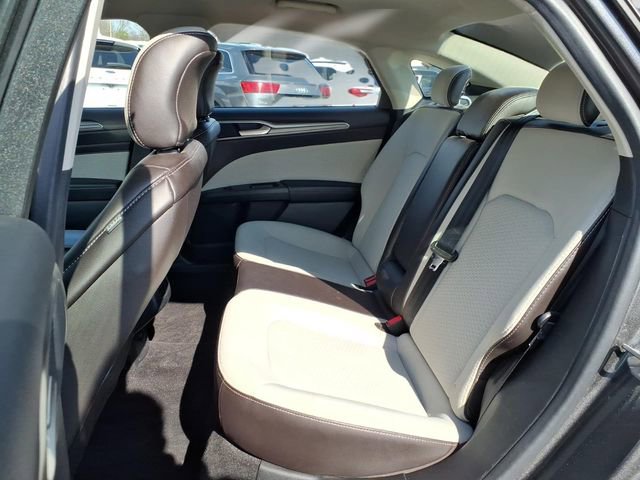 Used 2019 Ford Fusion SE w/ Equipment Group 151A image 21