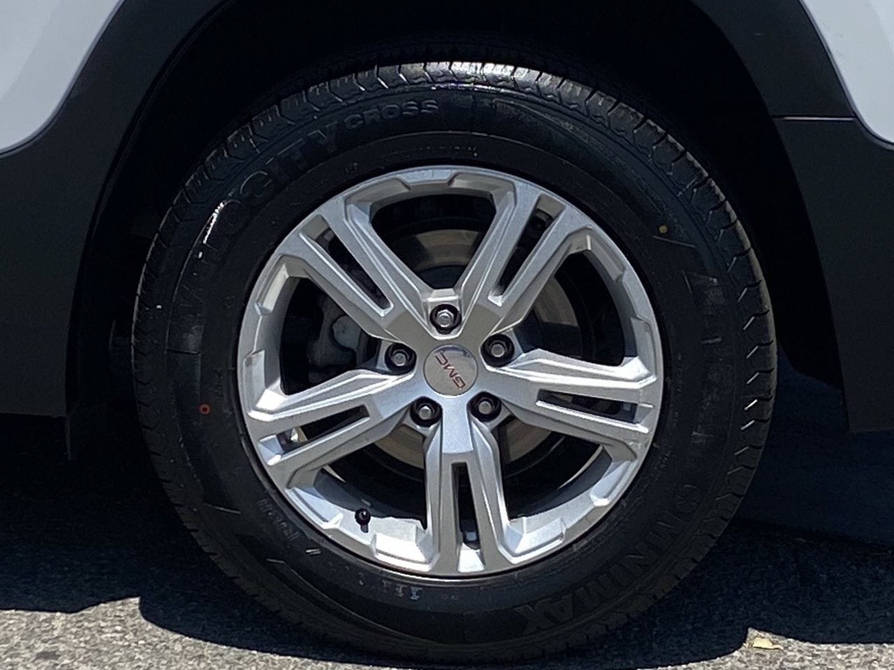 Used 2020 GMC Terrain SLE FWD image 11