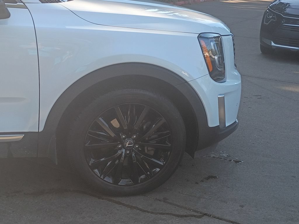 Used 2020 Kia Telluride SX AWD/4WD image 2