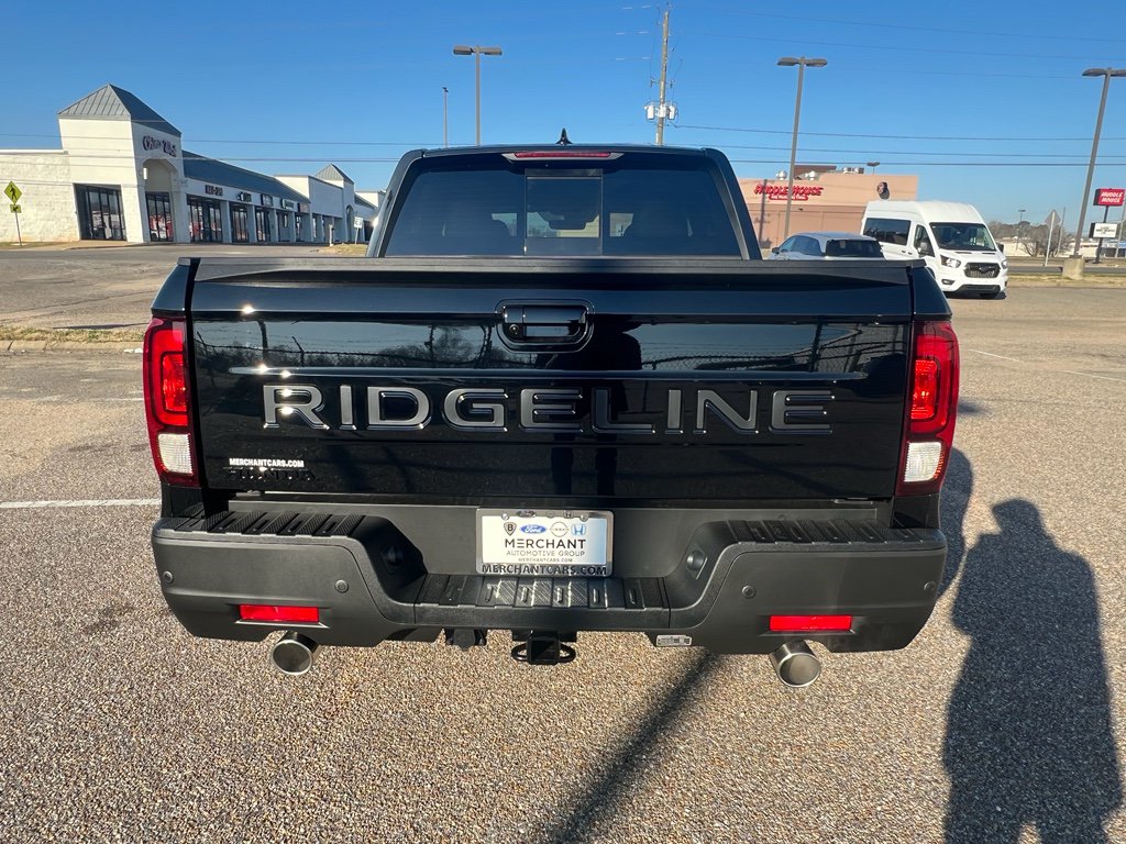 New 2026 Honda Ridgeline Black Edition image 8