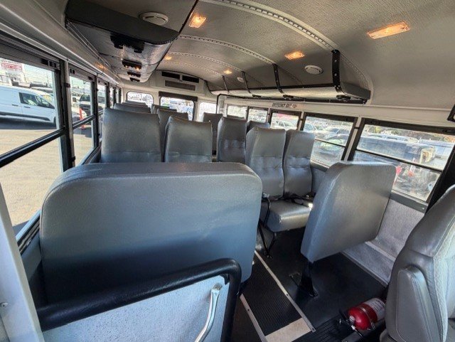 Used 2008 Chevrolet Express 3500 w/ School Bus Package image 14