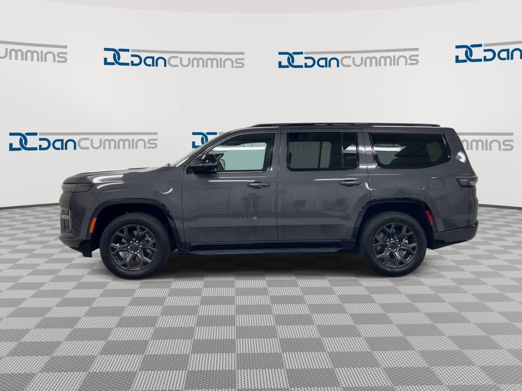 Used 2026 Jeep Grand Wagoneer Limited AWD/4WD image 5