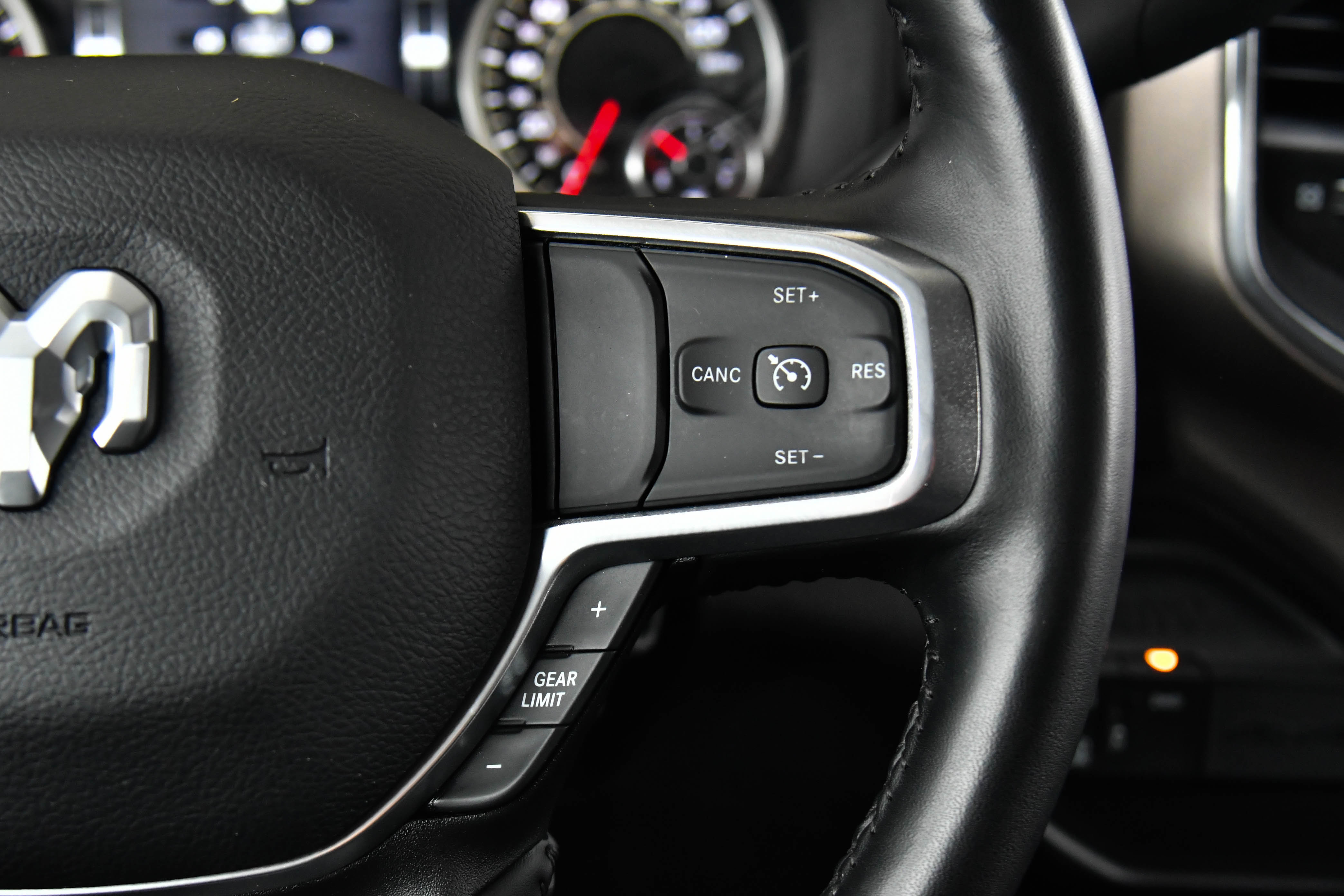 Used 2024 RAM 2500 Laramie image 39