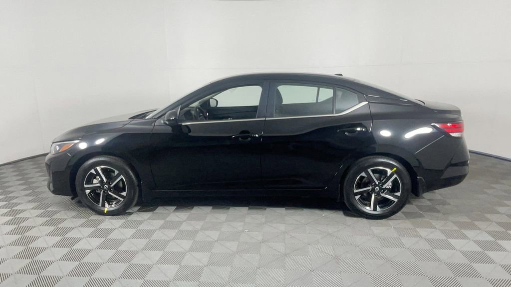 New 2025 Nissan Sentra SV image 7