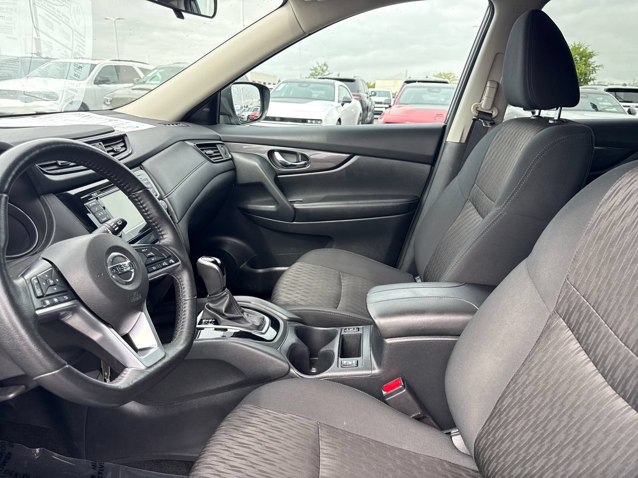 Used 2020 Nissan Rogue S AWD/4WD image 12