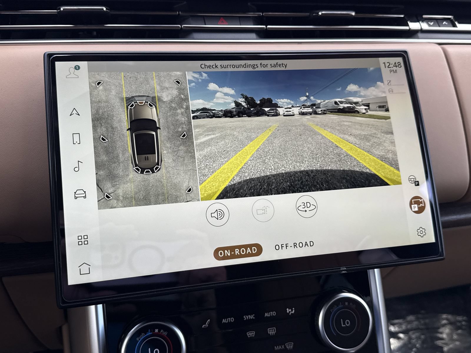 Used 2023 Land Rover Range Rover SE AWD/4WD image 20
