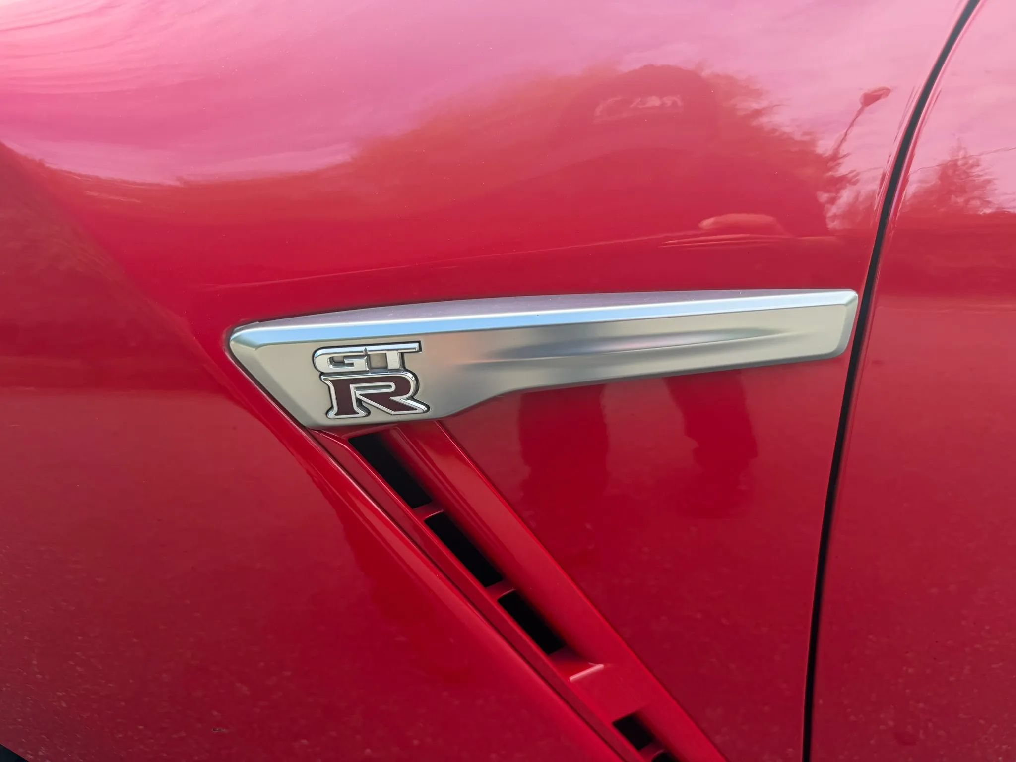 Used 2024 Nissan GT-R Premium w/ Premium Interior Package AWD/4WD image 9