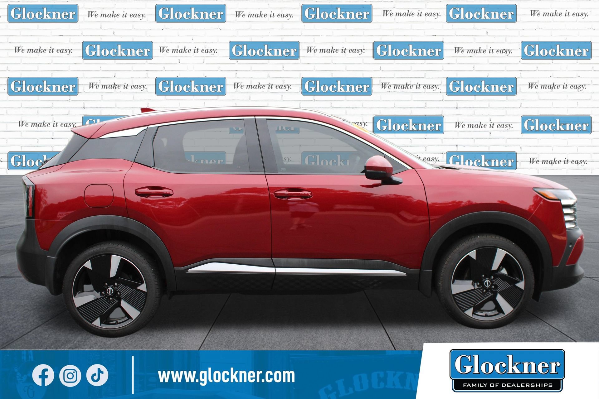 Used 2025 Nissan Kicks SR FWD image 4