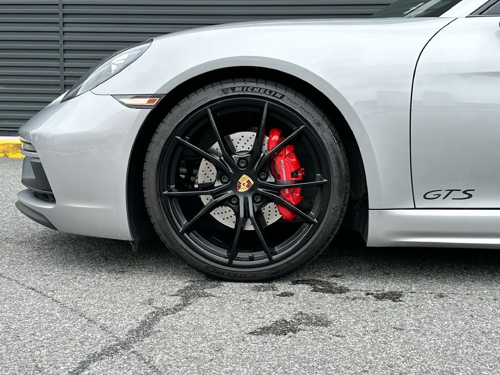 Used 2018 Porsche 718 Cayman GTS RWD image 28