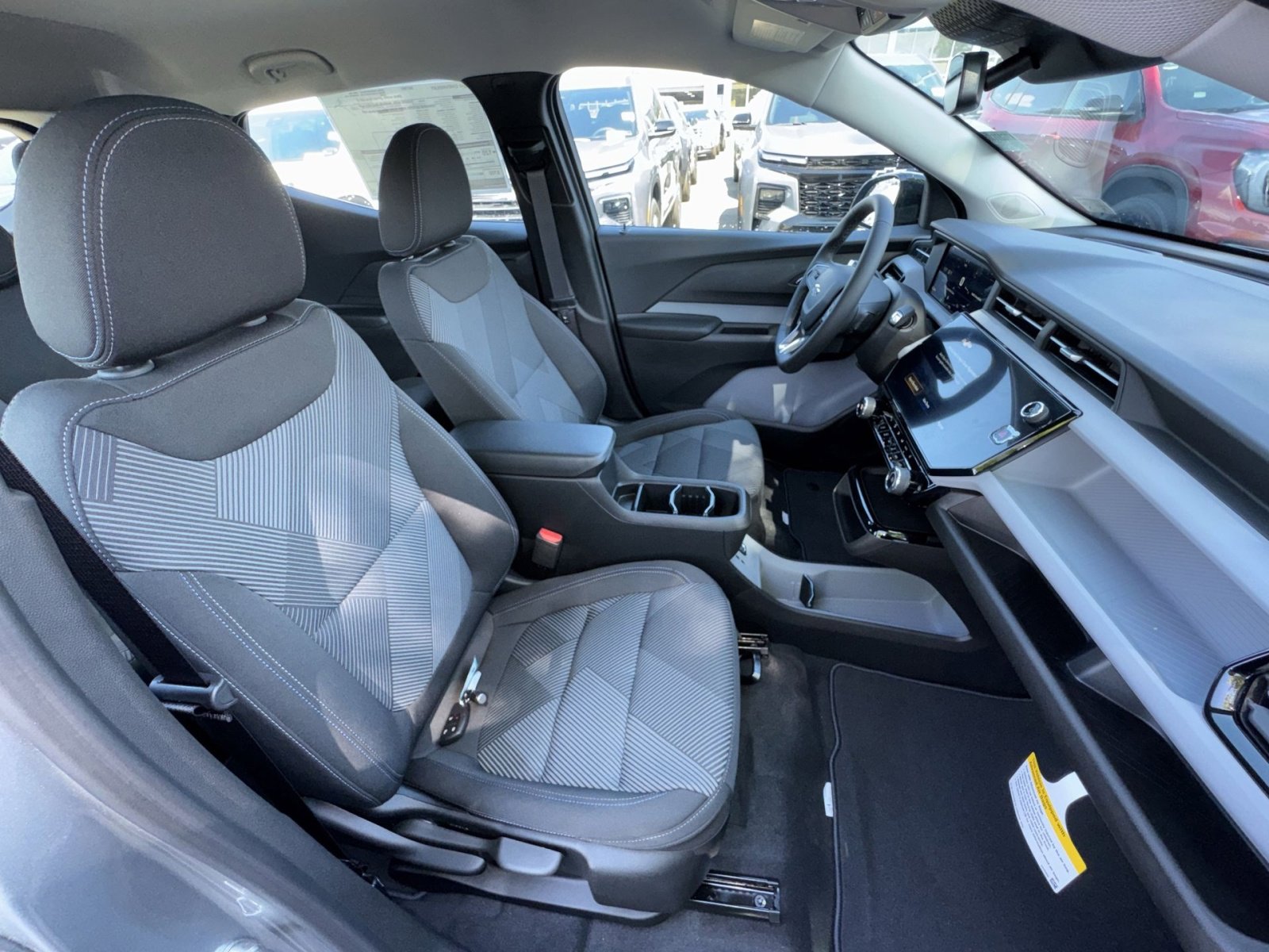 New 2027 Chevrolet Bolt LT w/ Comfort Package FWD image 26
