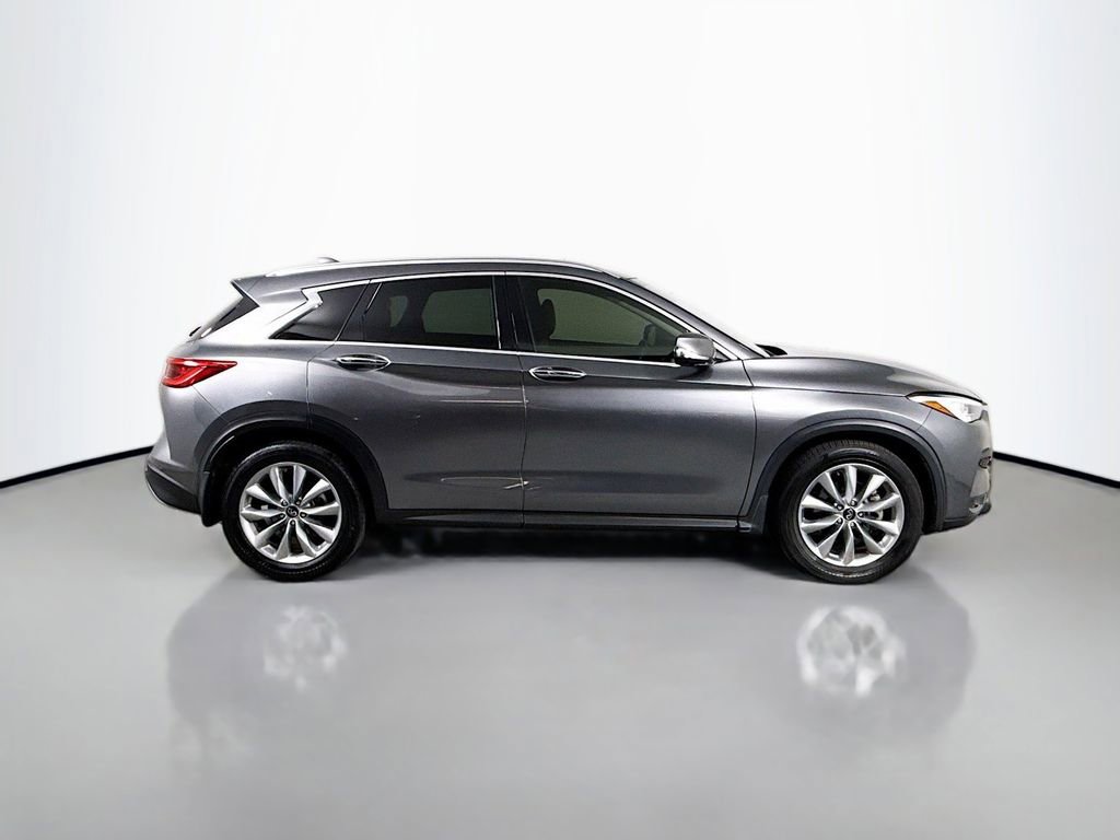 Used 2021 INFINITI QX50 Essential w/ Convenience Package FWD image 4