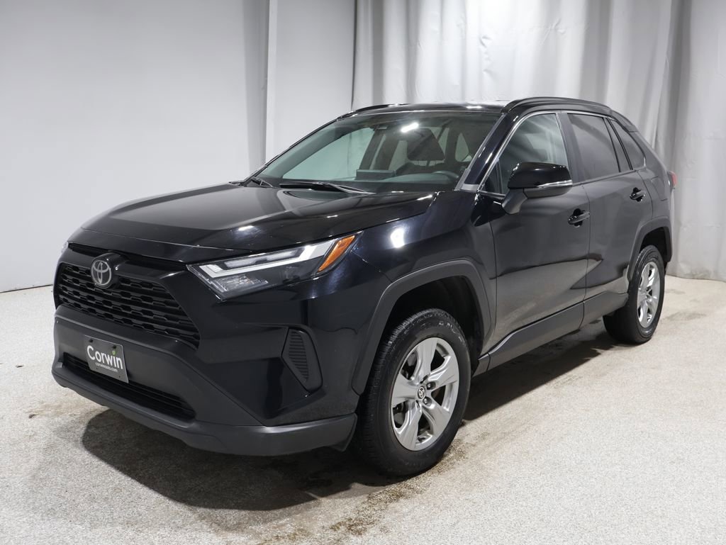 Used 2024 Toyota RAV4 XLE image 5