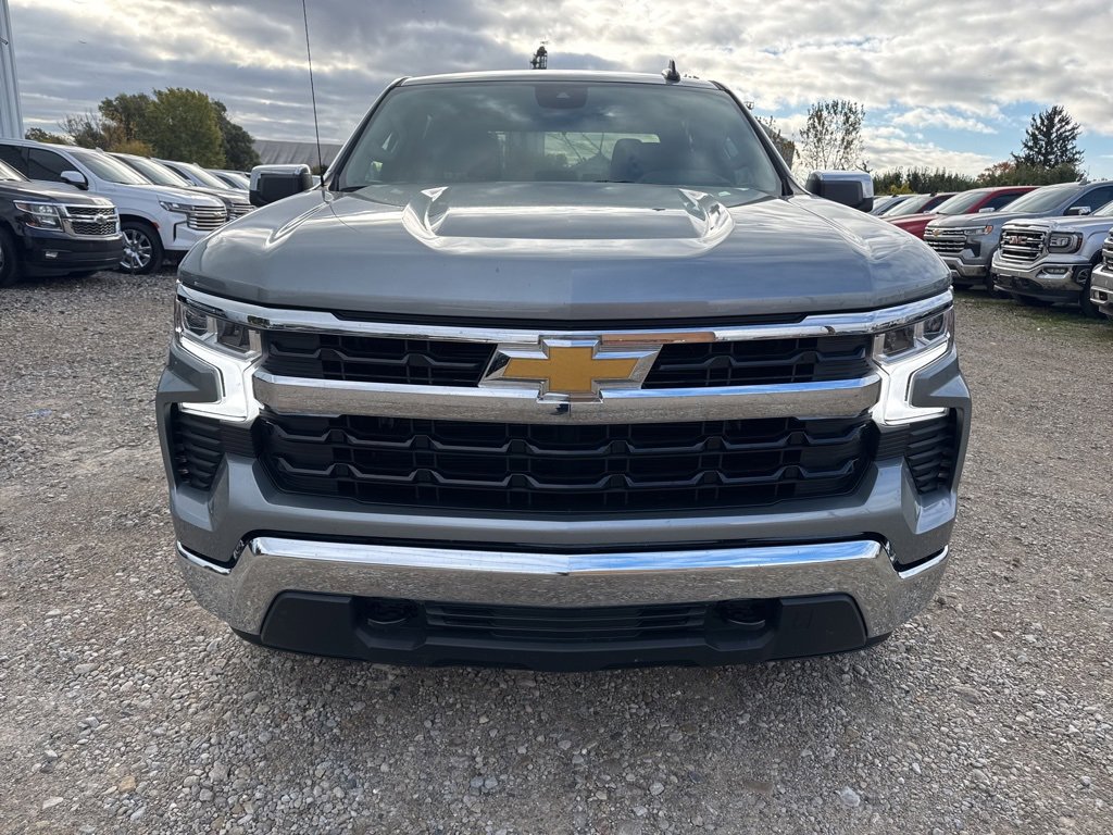 Used 2025 Chevrolet Silverado 1500 LT image 8