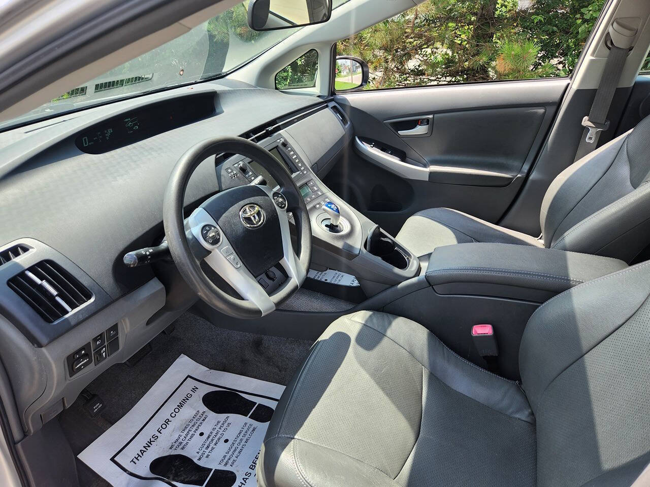 Used 2010 Toyota Prius One FWD image 6