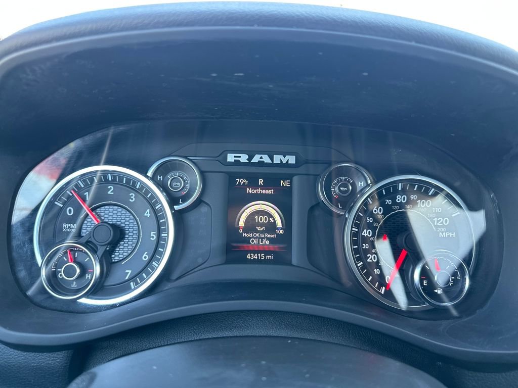 Used 2024 RAM 2500 Big Horn AWD/4WD image 26