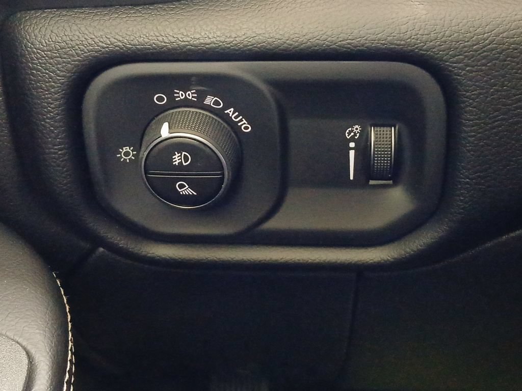 New 2026 RAM 2500 Big Horn AWD/4WD image 12