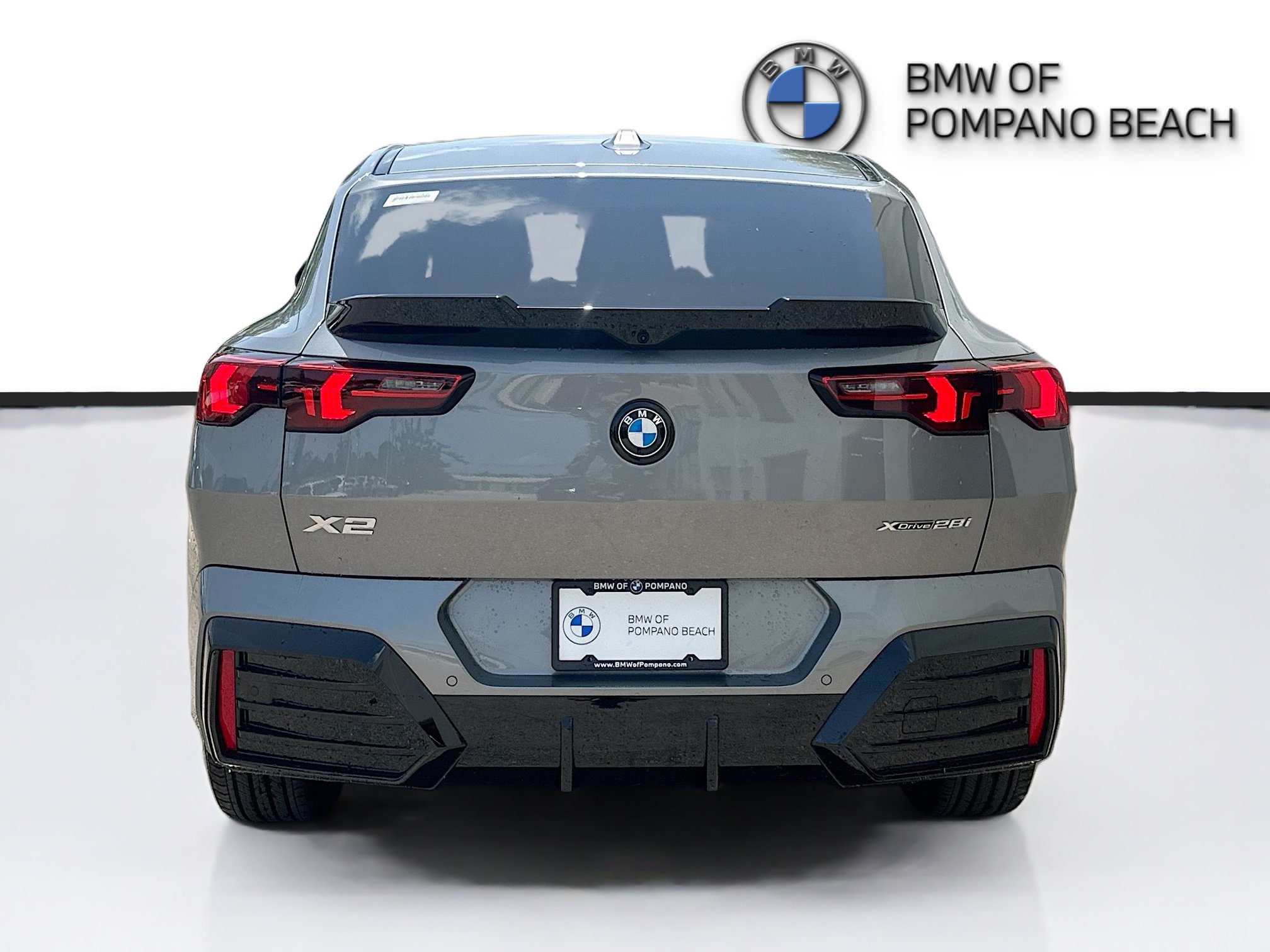 New 2026 BMW X2 xDrive28i w/ Technology Package AWD/4WD image 5
