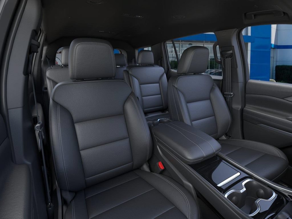 New 2026 Chevrolet Traverse LT w/ Midnight/Sport Edition FWD image 16