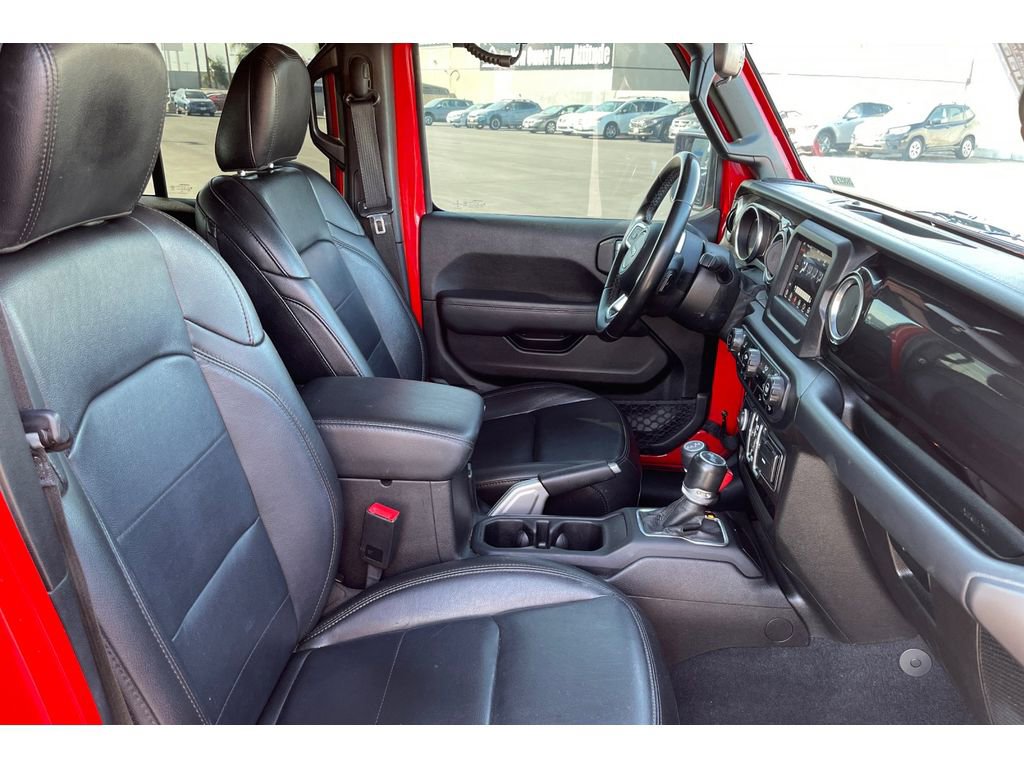 Used 2020 Jeep Wrangler Unlimited Sahara image 19