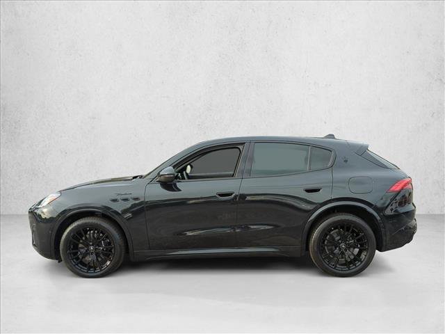 Used 2025 Maserati Grecale Modena image 9