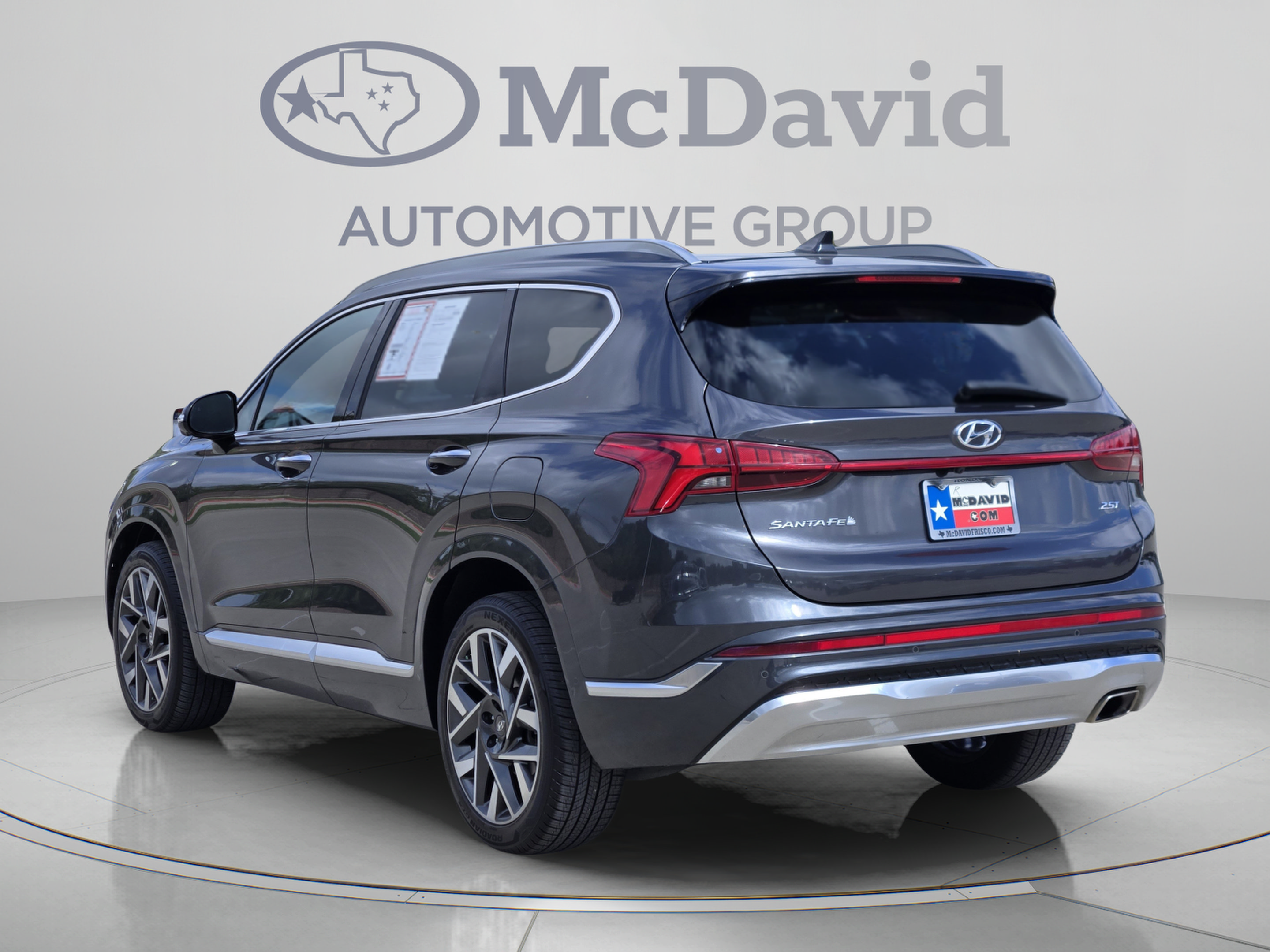 Used 2023 Hyundai Santa Fe Calligraphy FWD image 4