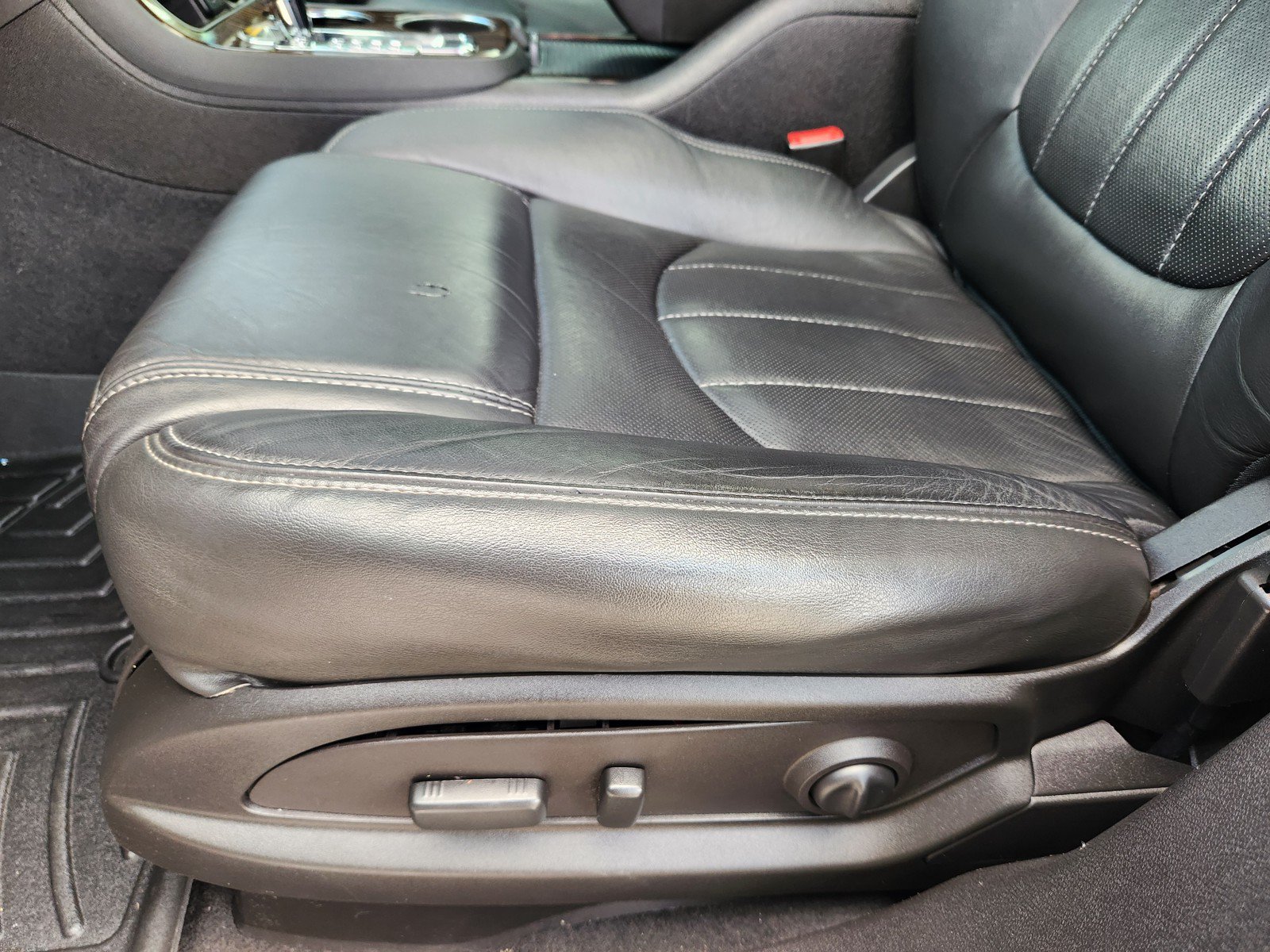 Used 2015 GMC Acadia Denali FWD image 22