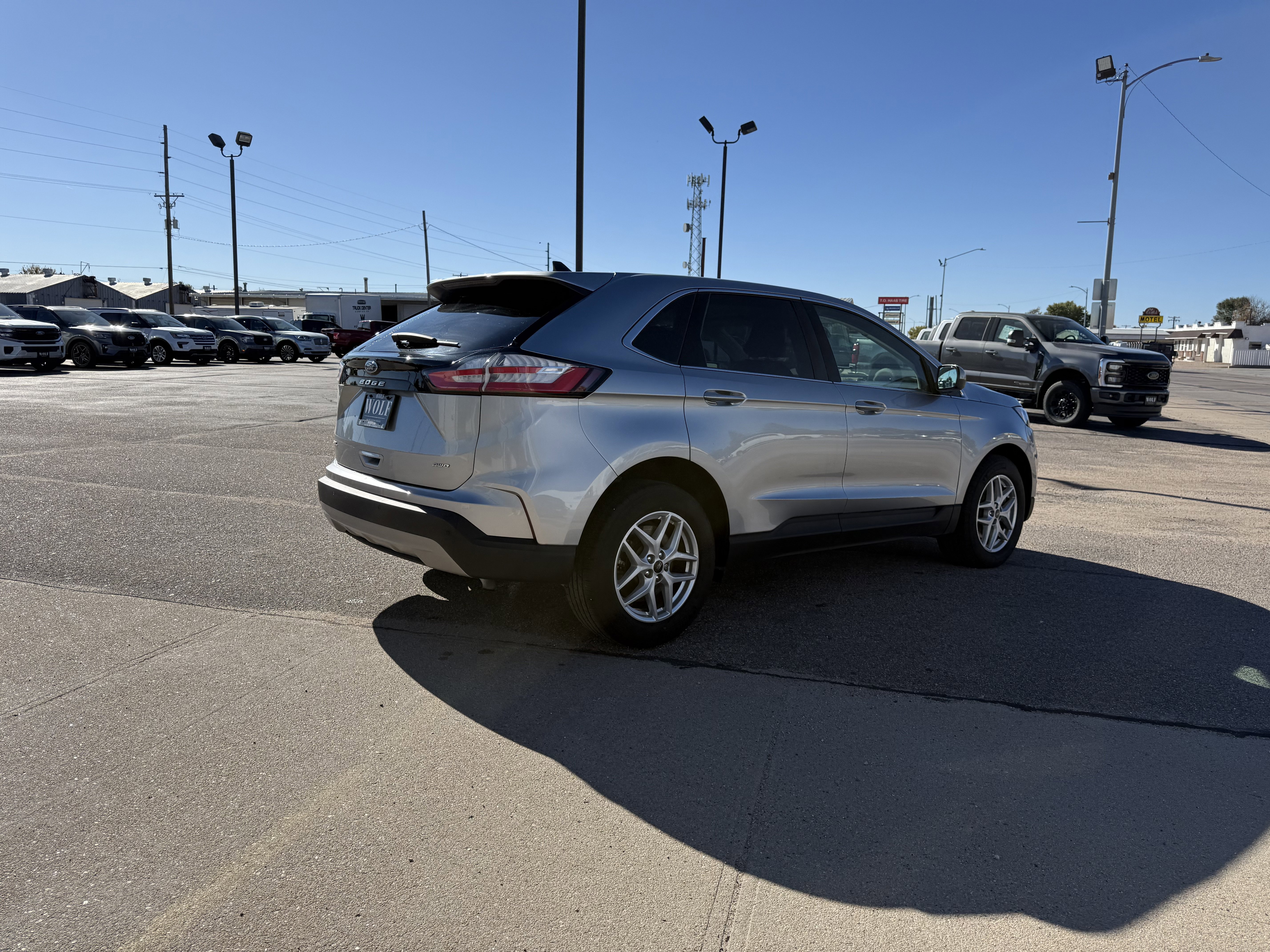 Used 2024 Ford Edge SEL image 6