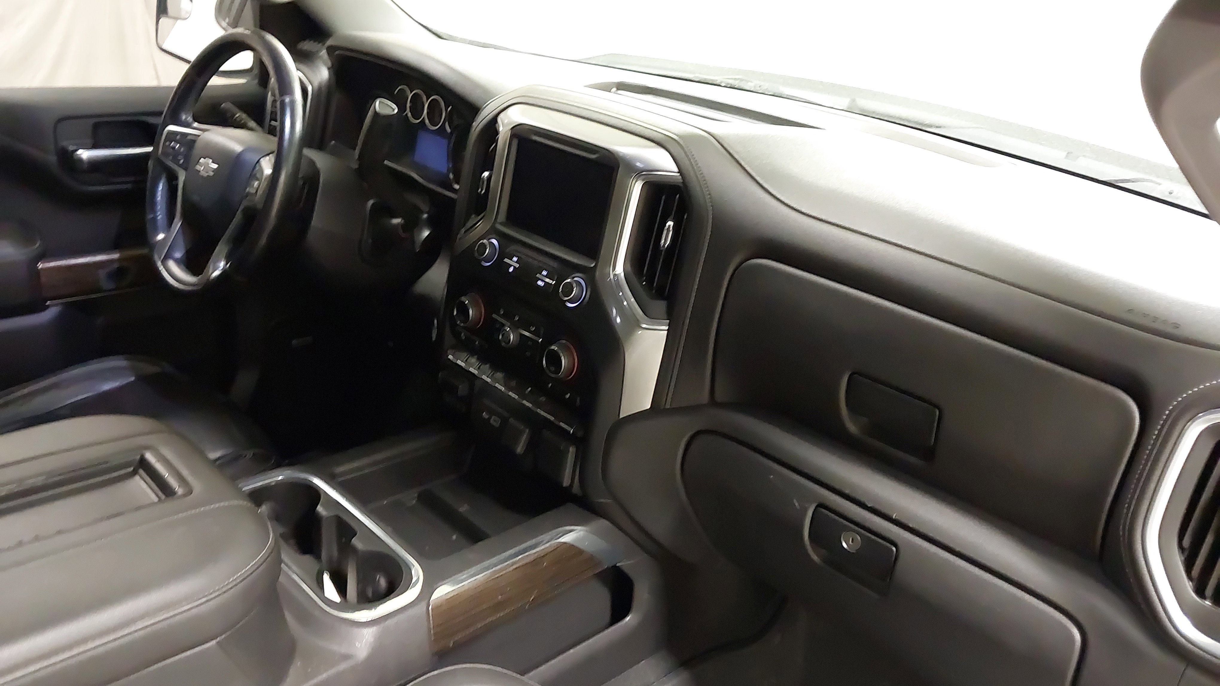Used 2019 Chevrolet Silverado 1500 RST image 29