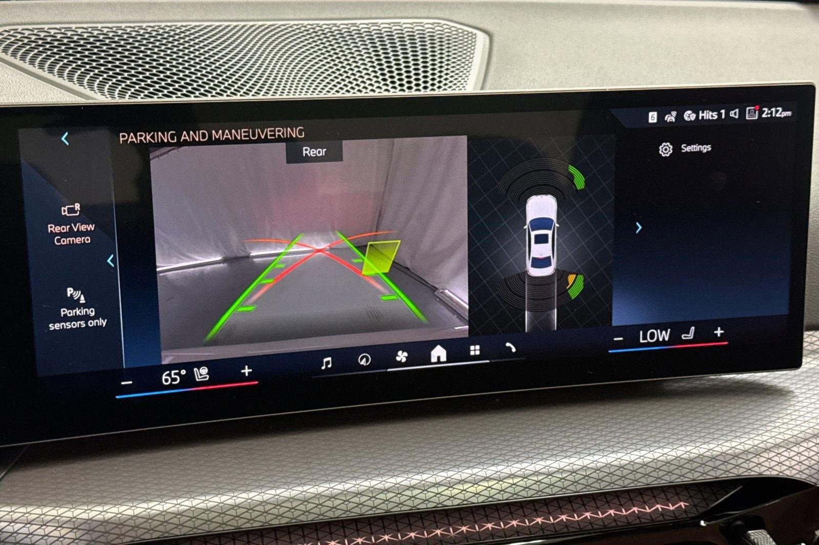 New 2026 BMW 330i Sedan w/ M Sport Package image 25