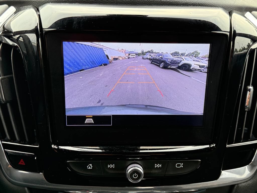 Used 2023 Chevrolet Traverse LT AWD/4WD image 12