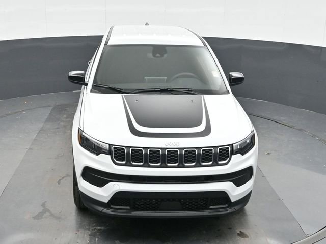 Used 2025 Jeep Compass Sport w/ Mopar Graphics Package AWD/4WD image 33
