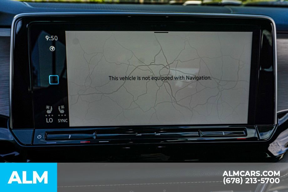 Used 2024 Volkswagen Atlas Cross Sport SE image 35