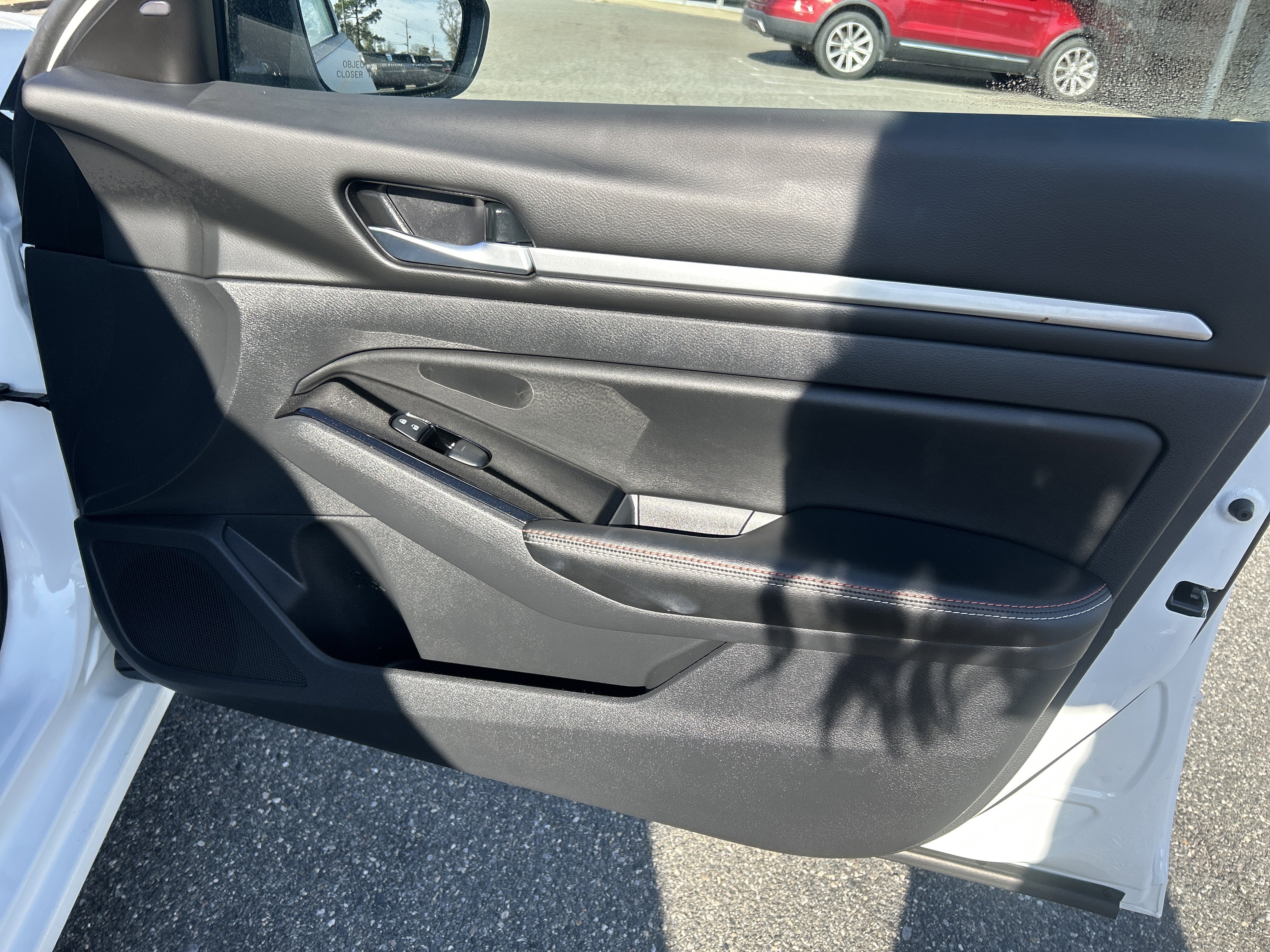 Used 2024 Nissan Altima 2.5 SR w/ SR Premium Package image 20