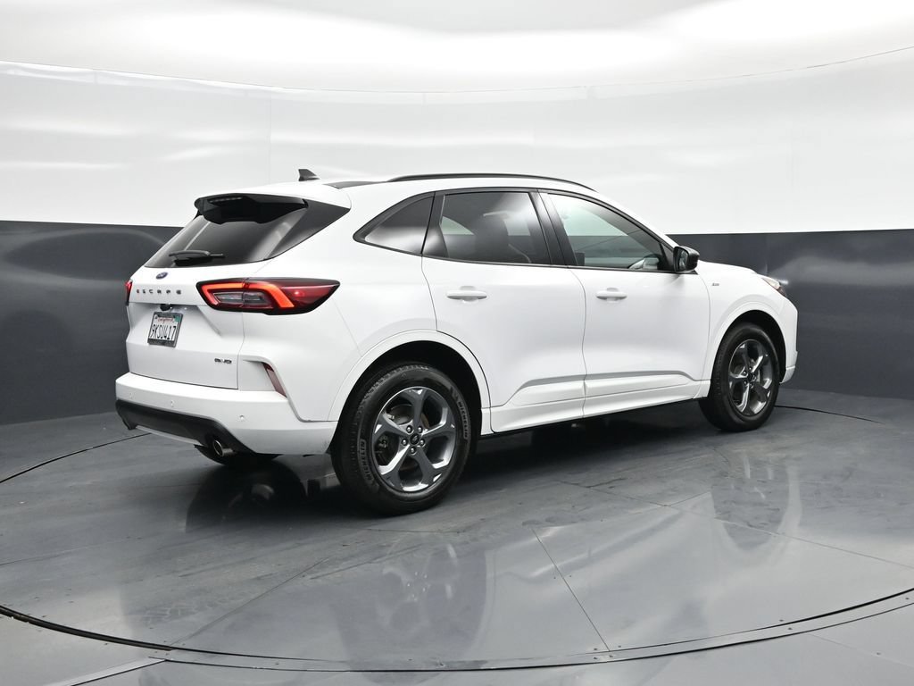 Certified 2023 Ford Escape ST-Line w/ Tech Pack #1 AWD/4WD image 23