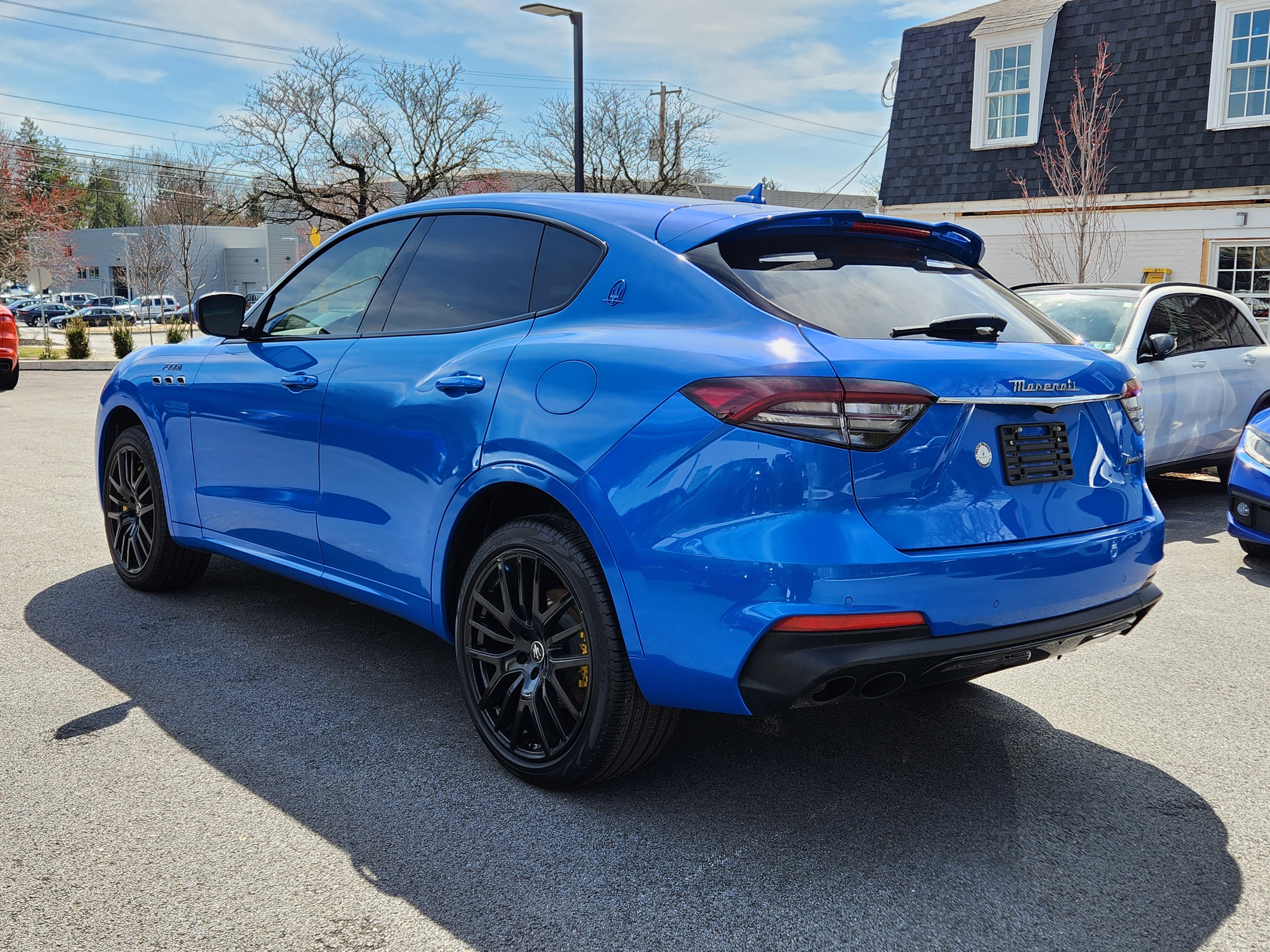 Used 2022 Maserati Levante F Tributo AWD/4WD image 3