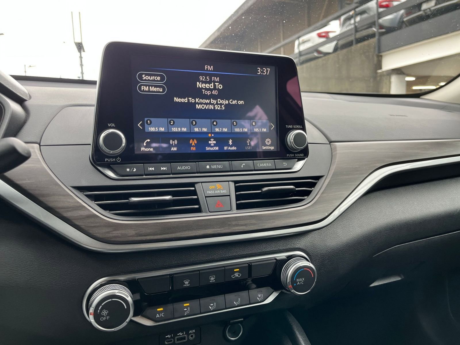 Used 2025 Nissan Altima 2.5 SV FWD image 20