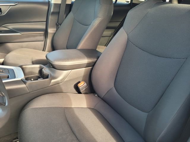 Used 2024 Toyota RAV4 LE image 13