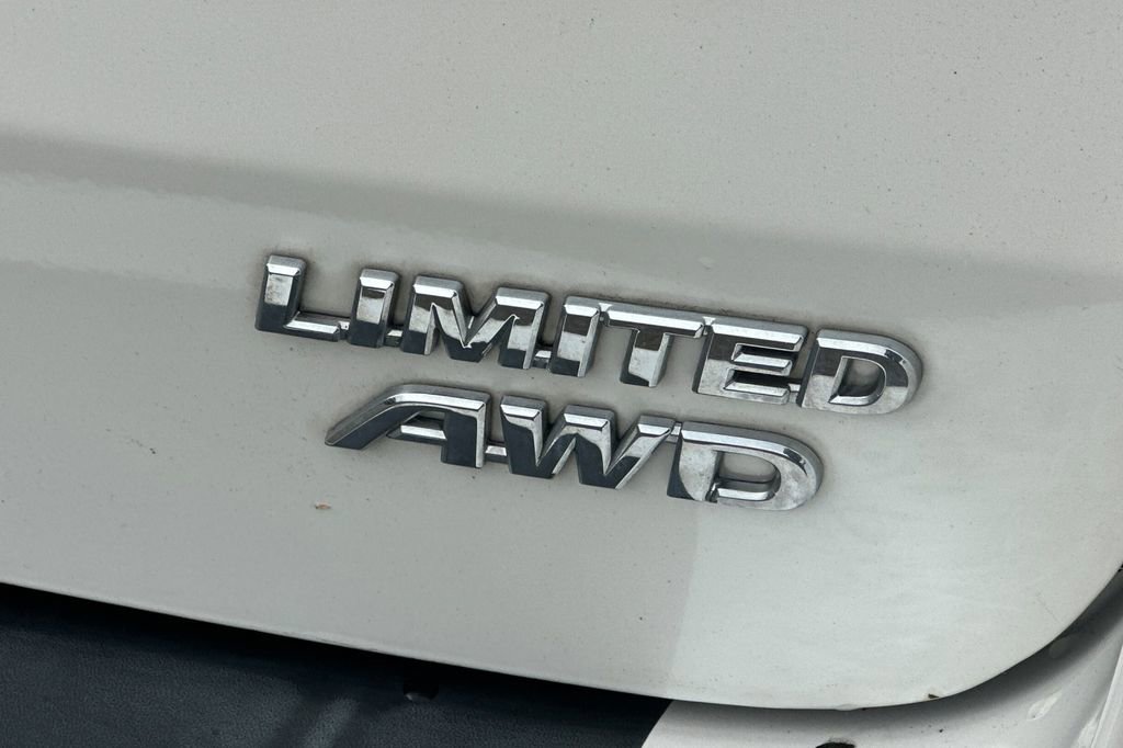 Used 2018 Toyota Sienna Limited AWD/4WD image 27