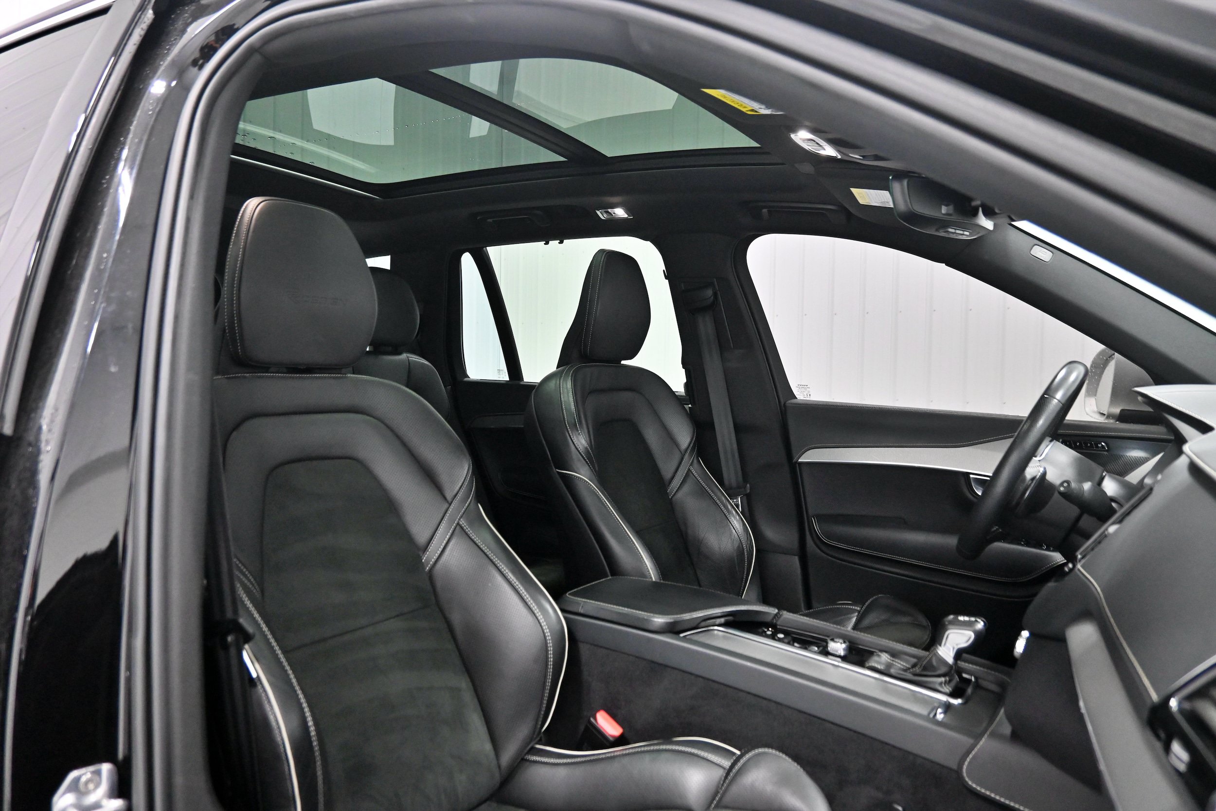 Used 2019 Volvo XC90 T6 R-Design w/ Advanced Package AWD/4WD image 26
