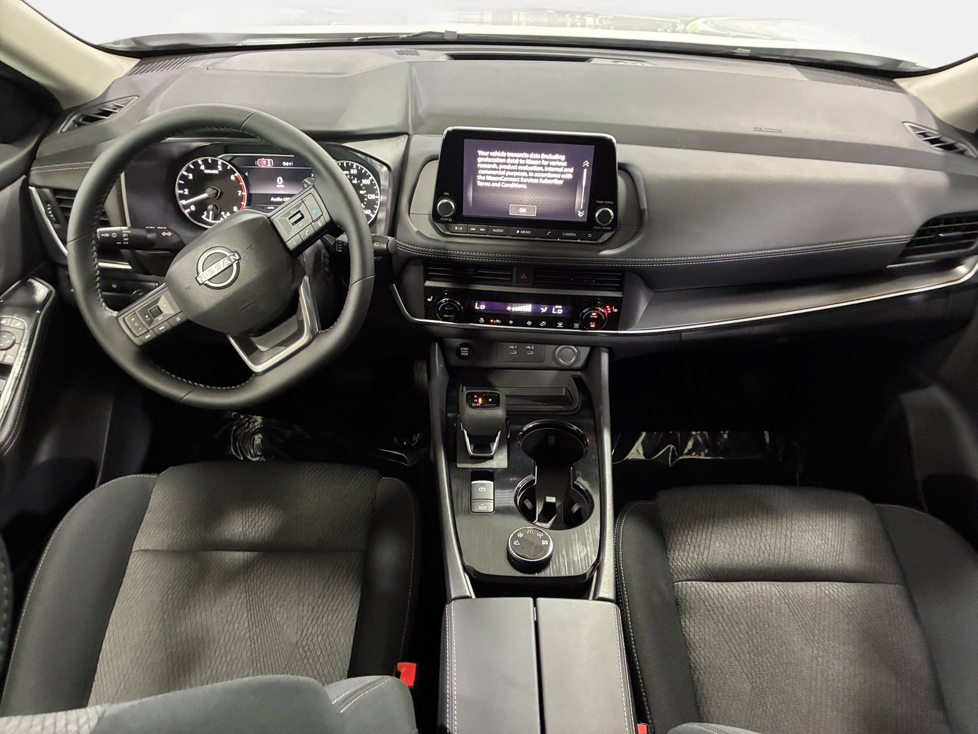 New 2026 Nissan Rogue SV w/ Cold Weather Package AWD/4WD image 9