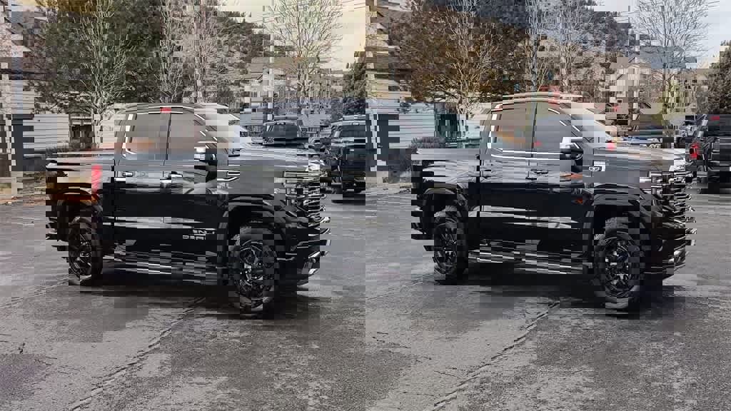 Used 2023 GMC Sierra 1500 Denali w/ Technology Package image 2