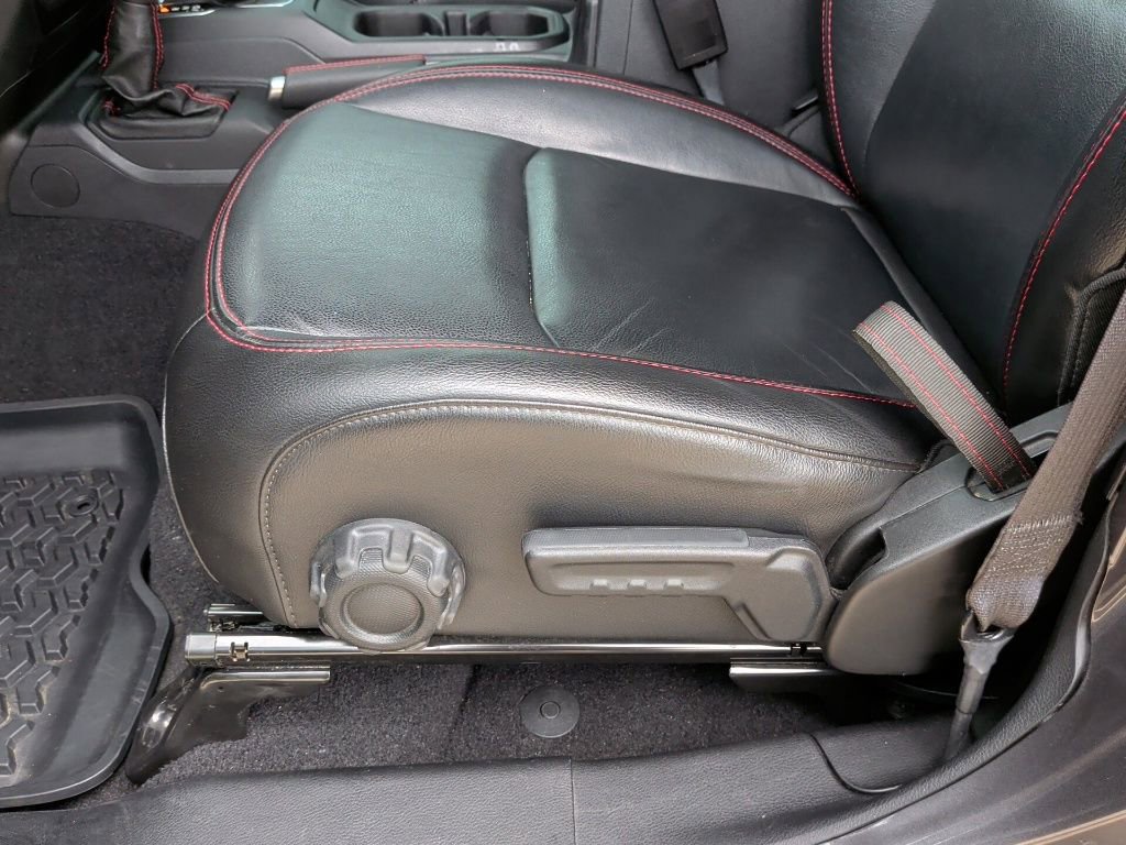 Used 2022 Jeep Gladiator Rubicon w/ LED Lighting Group image 13