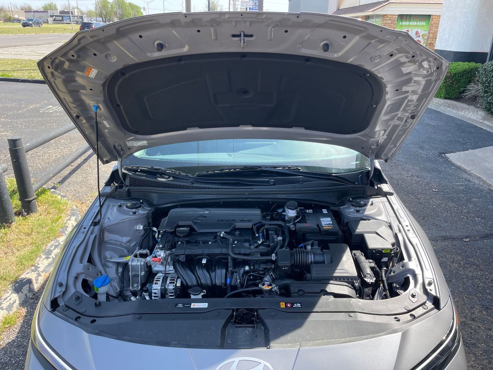 Used 2025 Hyundai Elantra SEL image 33