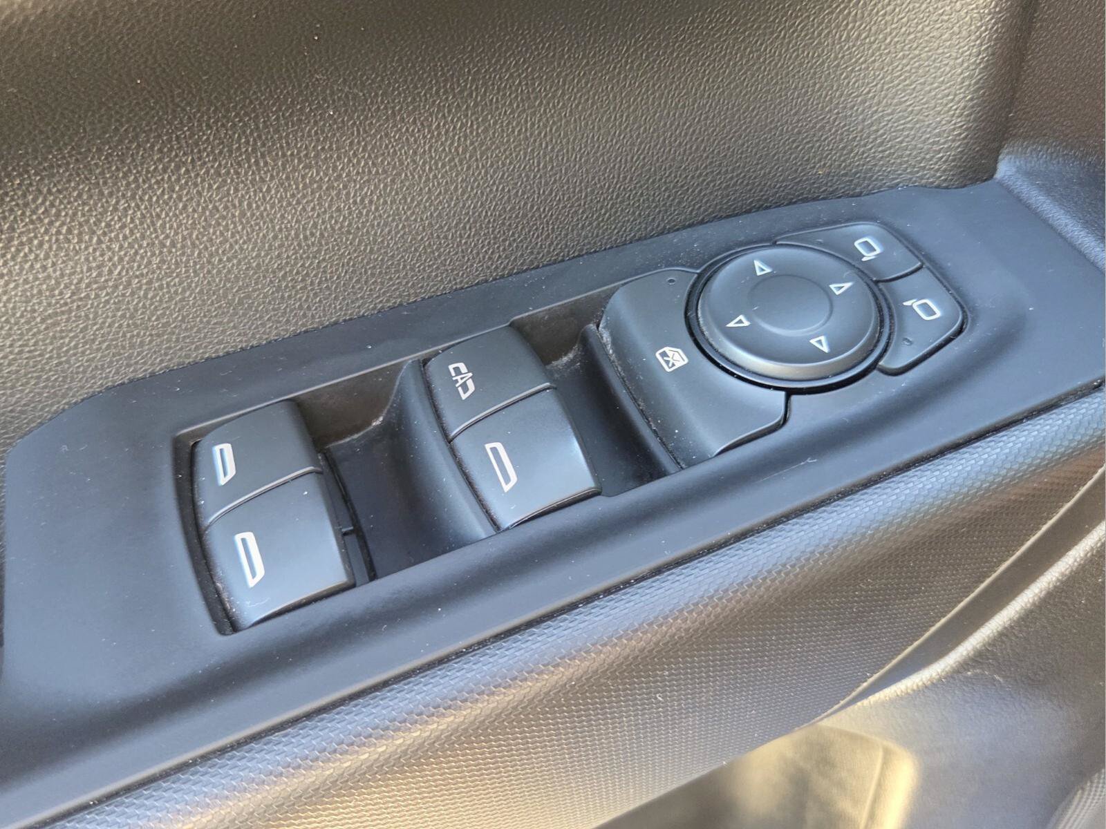 Used 2022 Chevrolet Silverado 1500 Custom AWD/4WD image 33