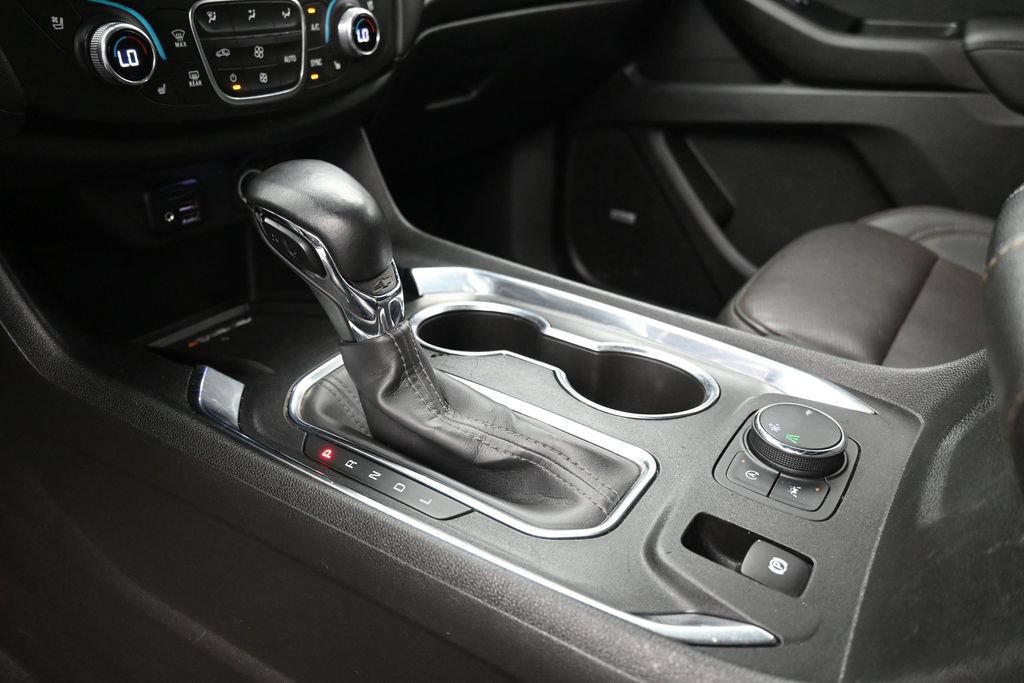 Used 2023 Chevrolet Traverse High Country FWD image 18
