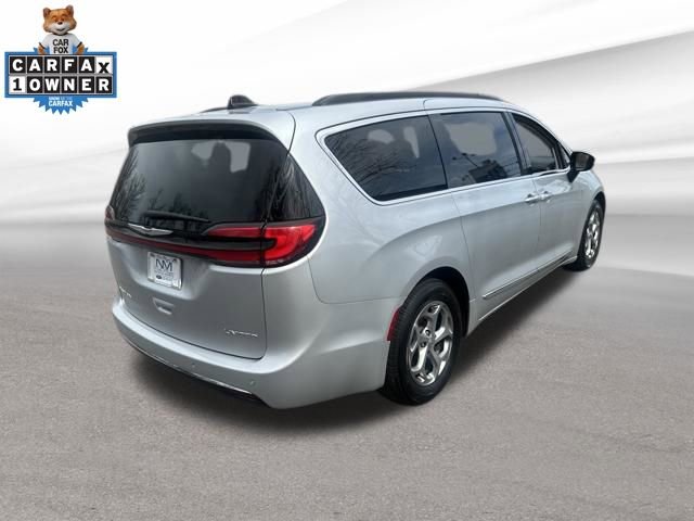 Used 2023 Chrysler Pacifica Limited FWD image 9