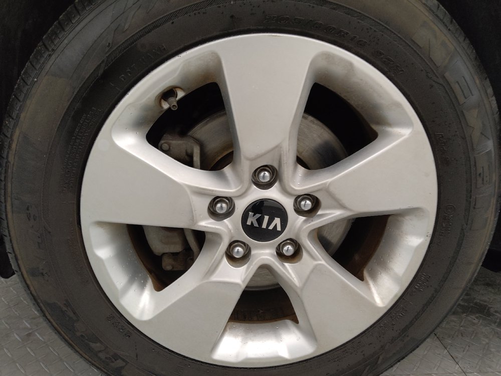 Used 2019 Kia Soul FWD image 31