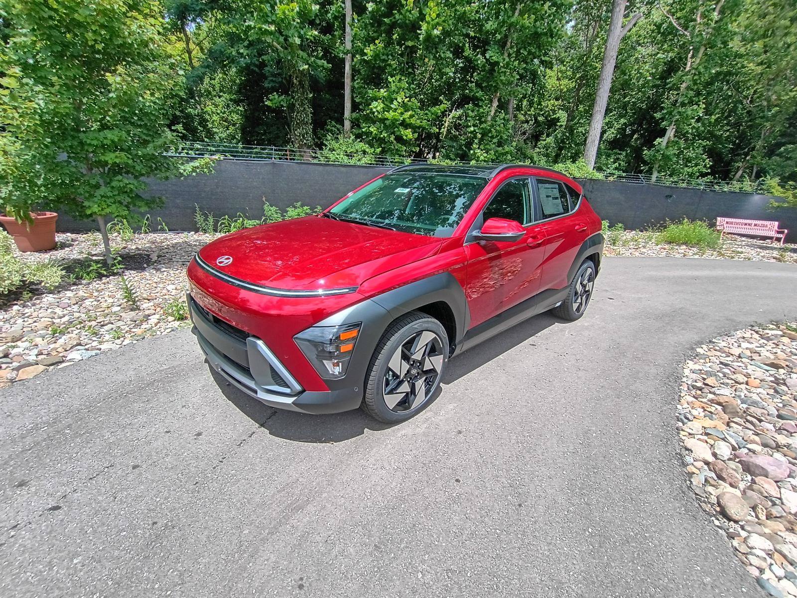 New 2026 Hyundai Kona Limited FWD image 1