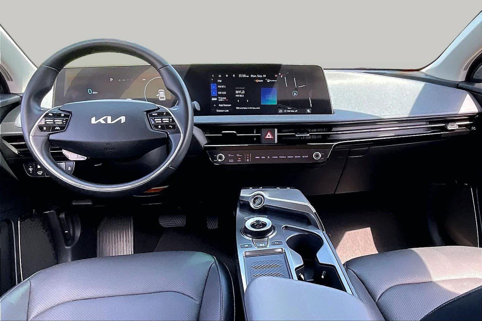 Used 2022 Kia EV6 Wind RWD image 13